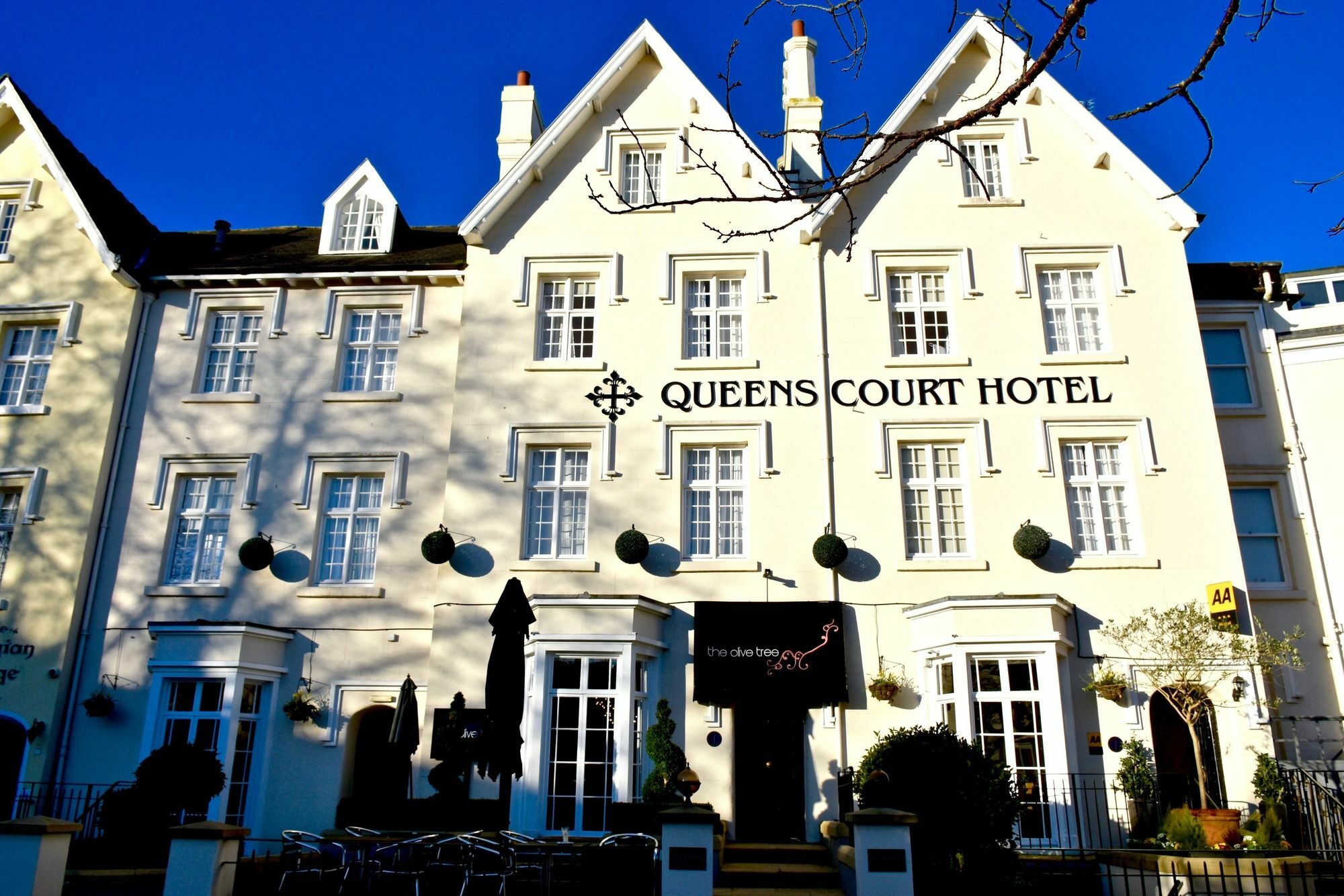 Queens Court Hotel Exeter Exteriör bild
